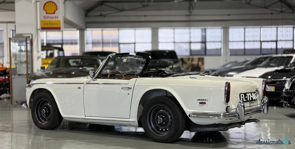 1968' Triumph TR5 photo #3