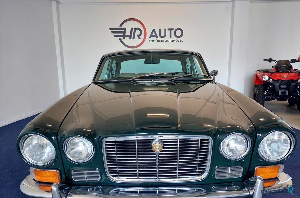 1971' Jaguar XJ photo #1