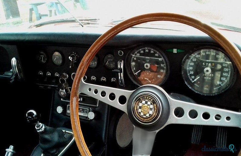 1967' Jaguar E-Type photo #4