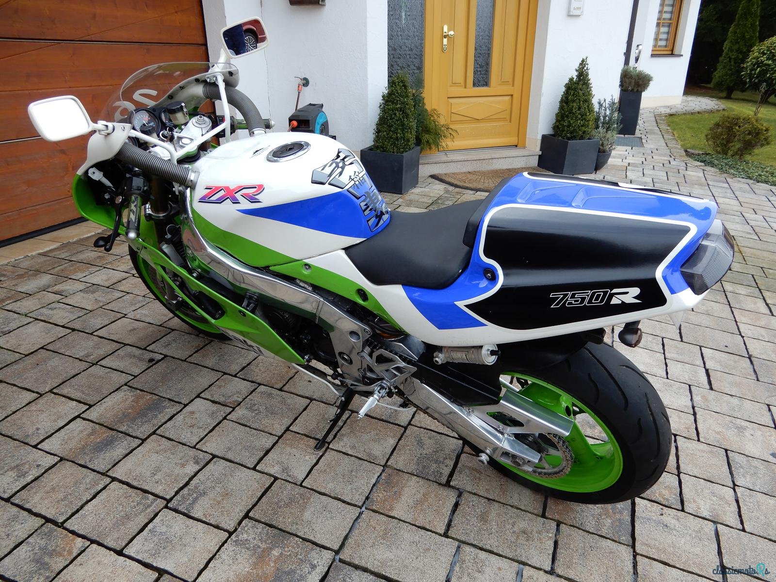 1991' Kawasaki ZXR750 K RR photo #5