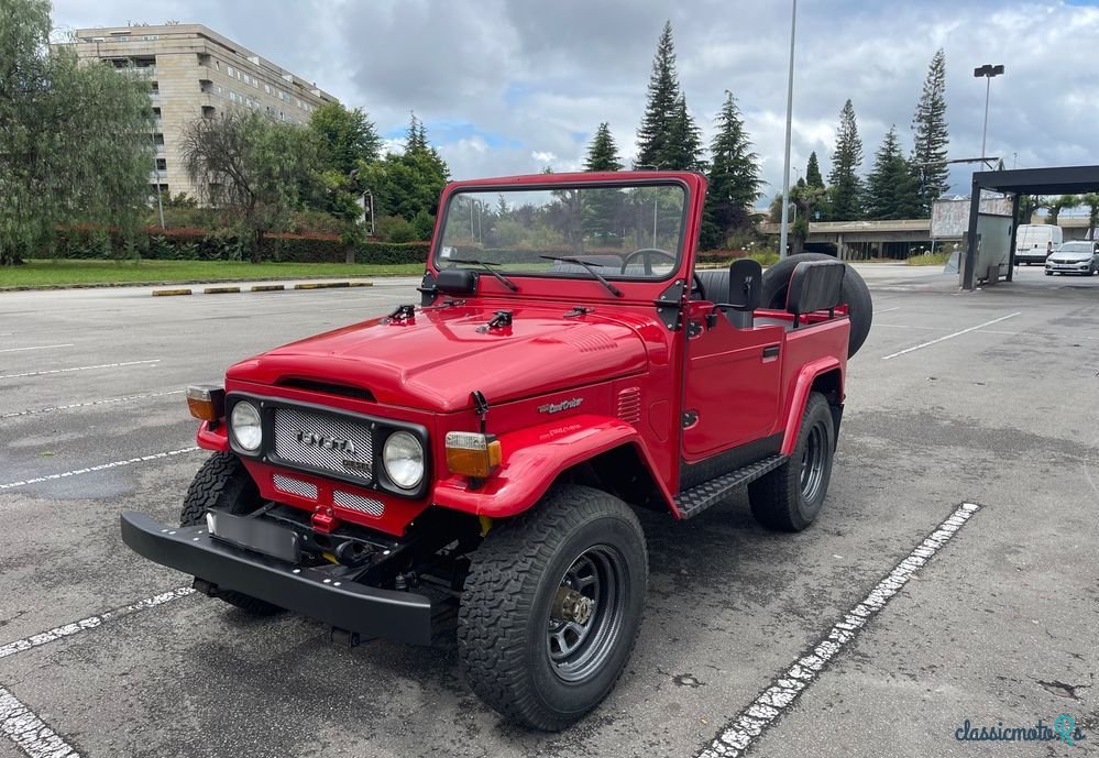1980' Toyota Land Cruiser photo #1