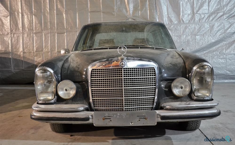 1968' Mercedes-Benz 280 photo #2