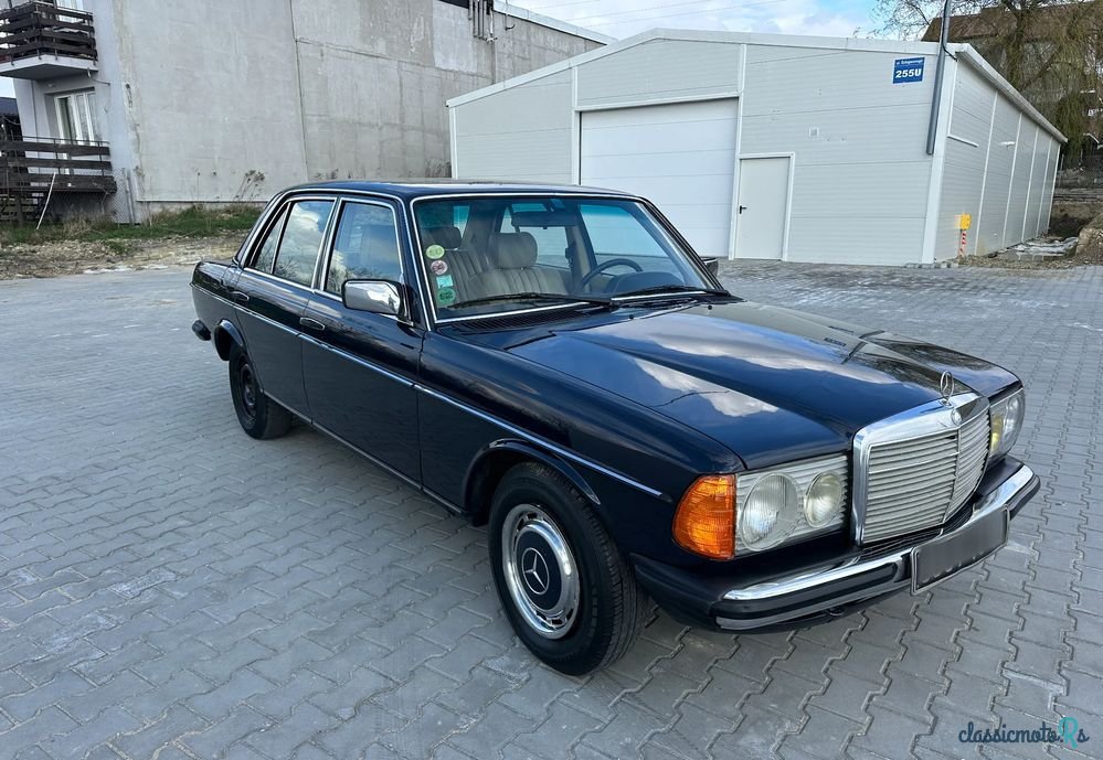 1980' Mercedes-Benz W123 photo #5