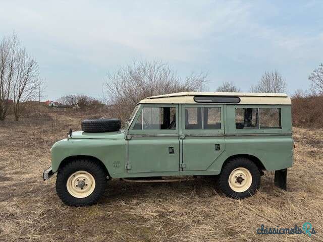 1972' Land Rover Serie III photo #3