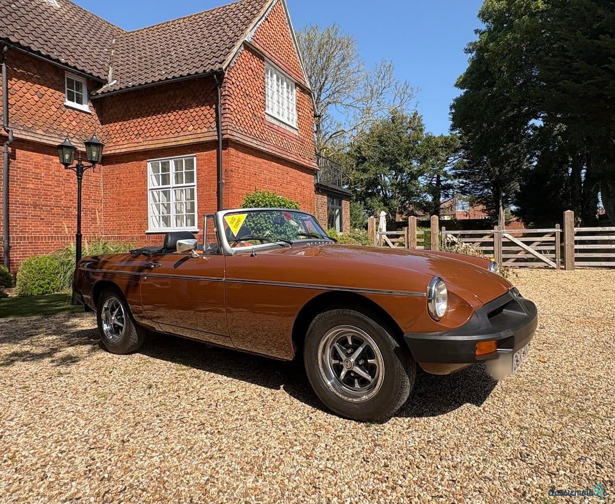 1980' MG MGB photo #4
