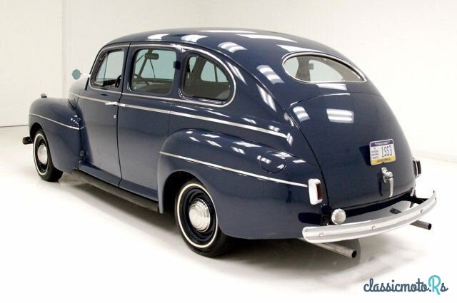 1941' Ford Super Deluxe photo #3