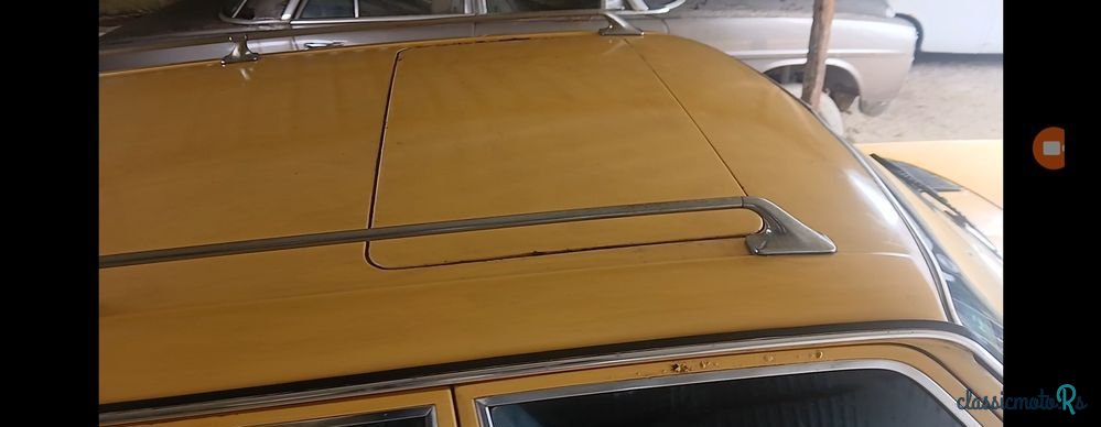 1982' Mercedes-Benz 240 photo #4