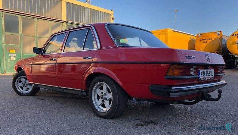 1977' Mercedes-Benz 300 D photo #2