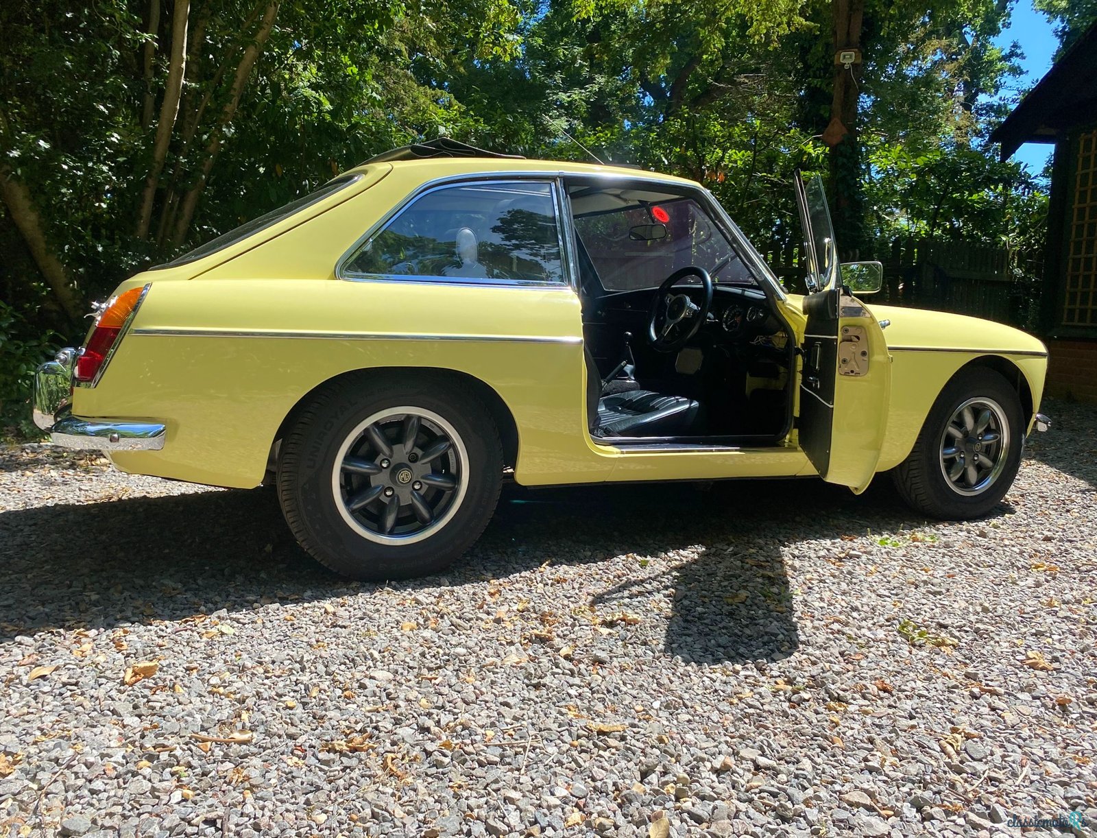 1969' MG B Gt photo #5