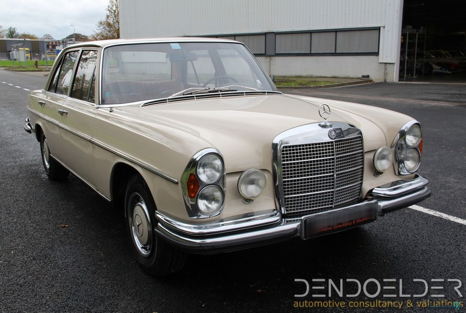 1971' Mercedes-Benz 280 S photo #4