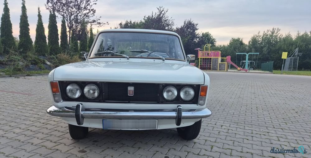 1974' Fiat 125P photo #2