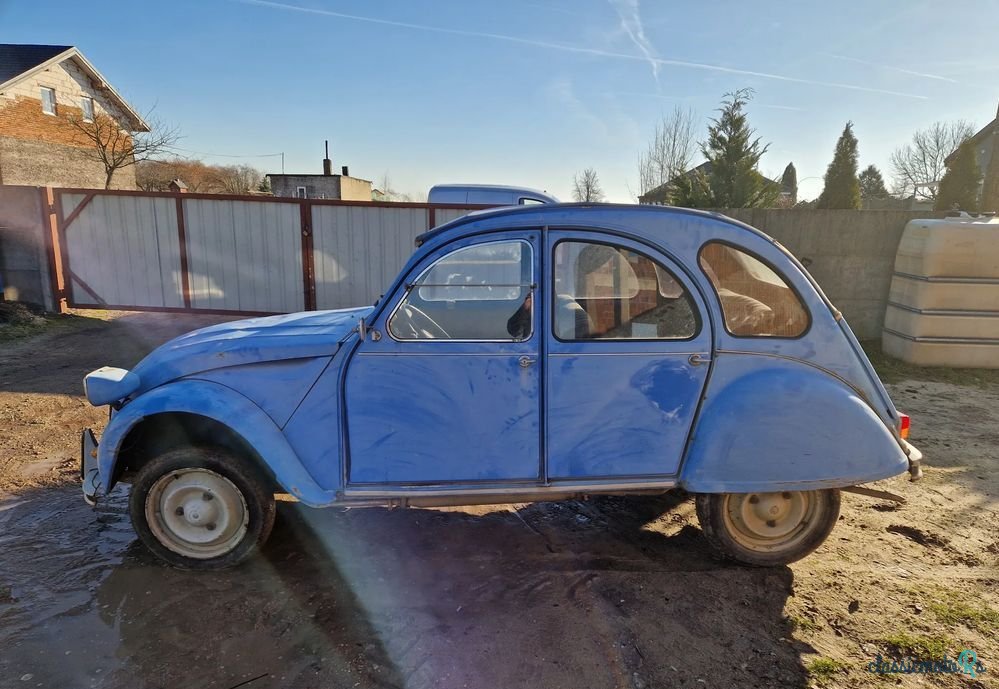 1977' Citroen 2 Cv photo #2