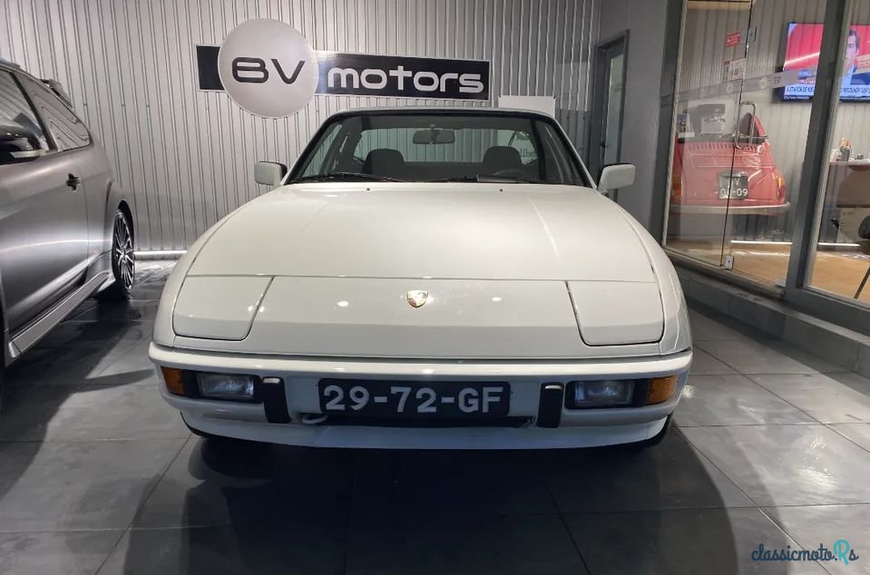 1980' Porsche 924 photo #2