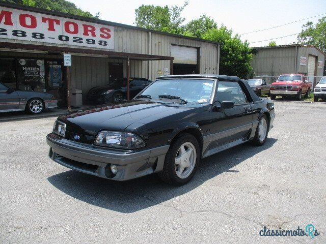 1989' Ford Mustang photo #2