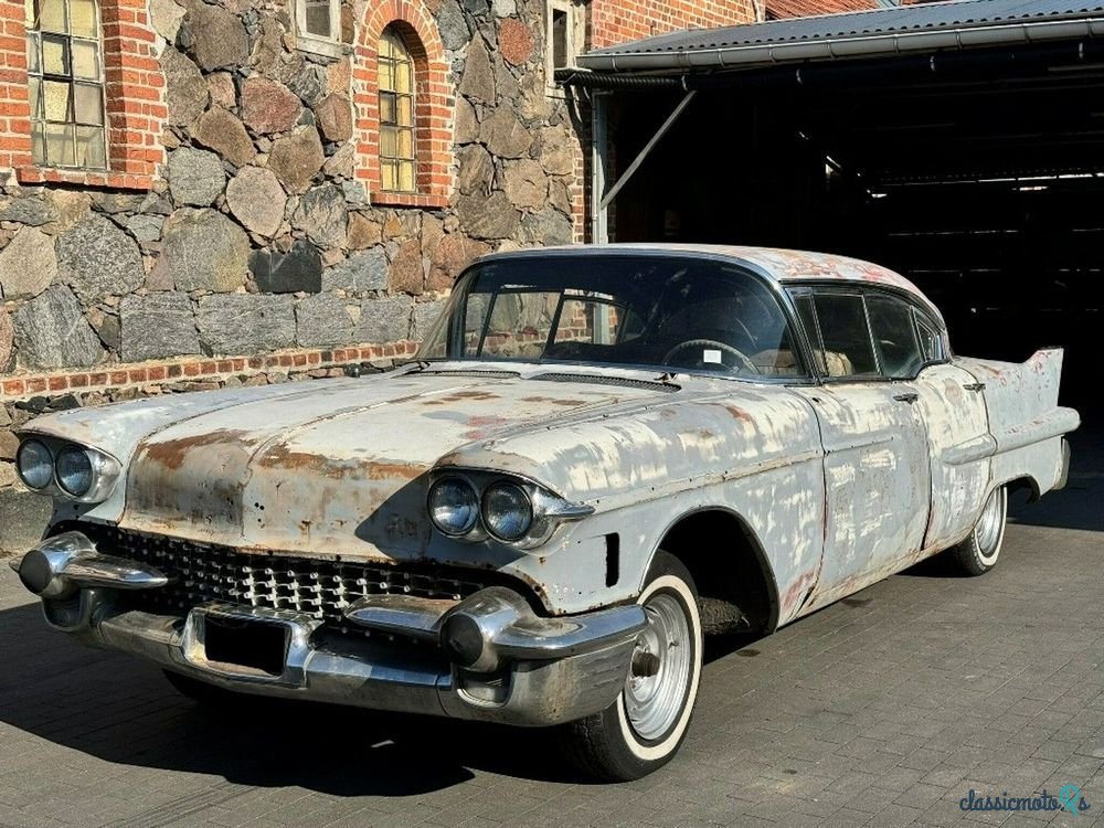 1958' Cadillac 60 Series photo #2