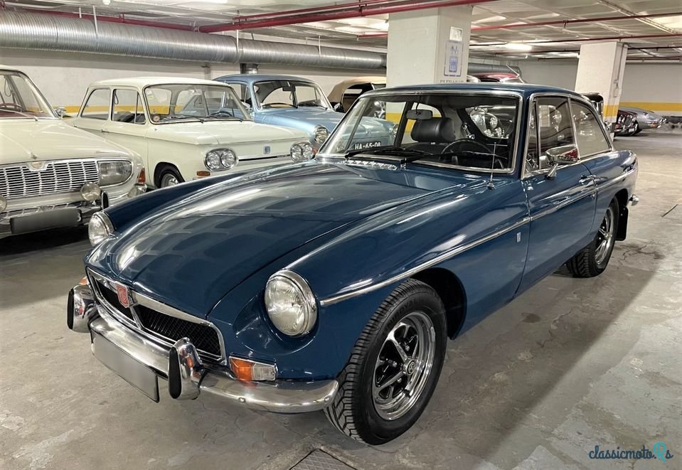 1973' MG MGB photo #1