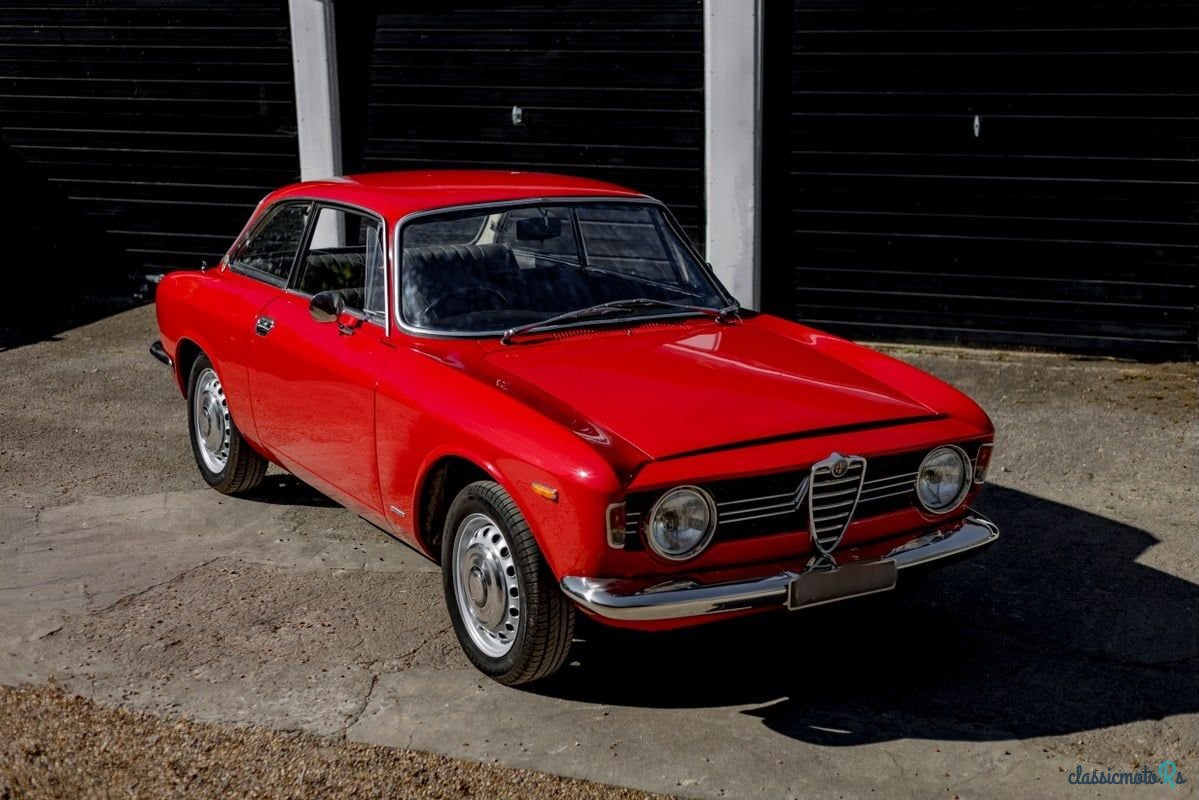 1966' Alfa Romeo Giulia photo #6