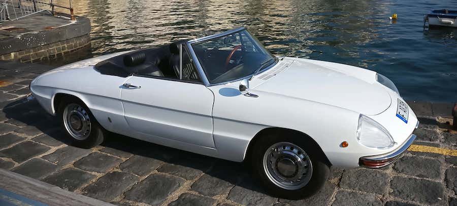 Alfa Romeo Spider Duetto