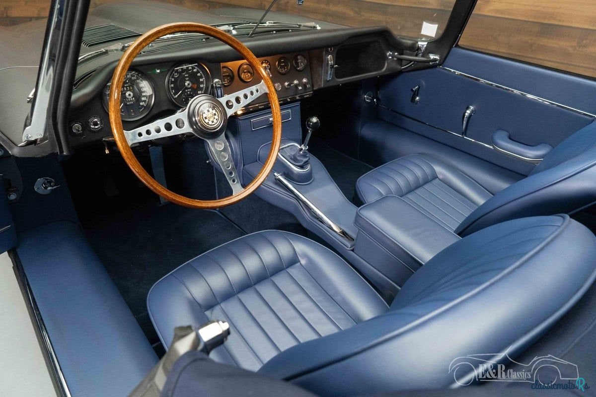 1965' Jaguar E-Type photo #3