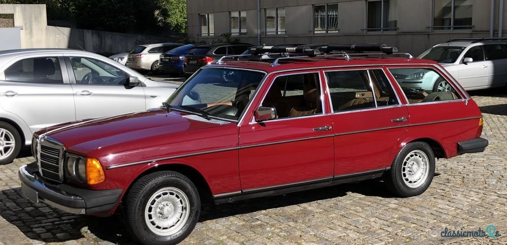 1979' Mercedes-Benz 300 photo #2