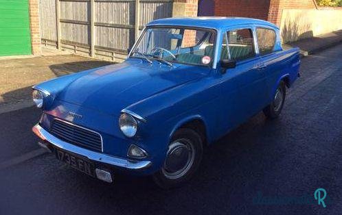 1962' Ford Anglia 105E photo #5