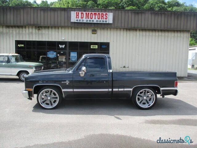 1985' Chevrolet C/K Truck photo #3