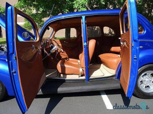 1938' Ford Standard Humpback photo #1