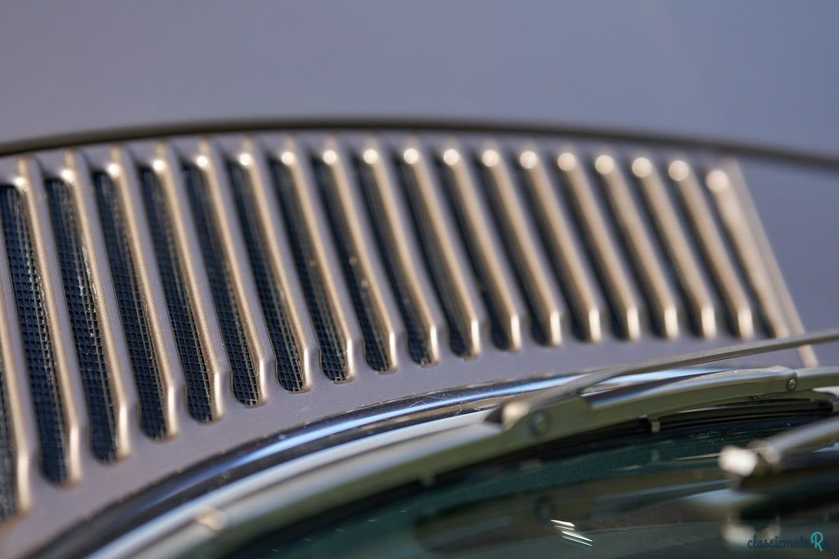 1987' Mercedes-Benz Sl Class photo #2