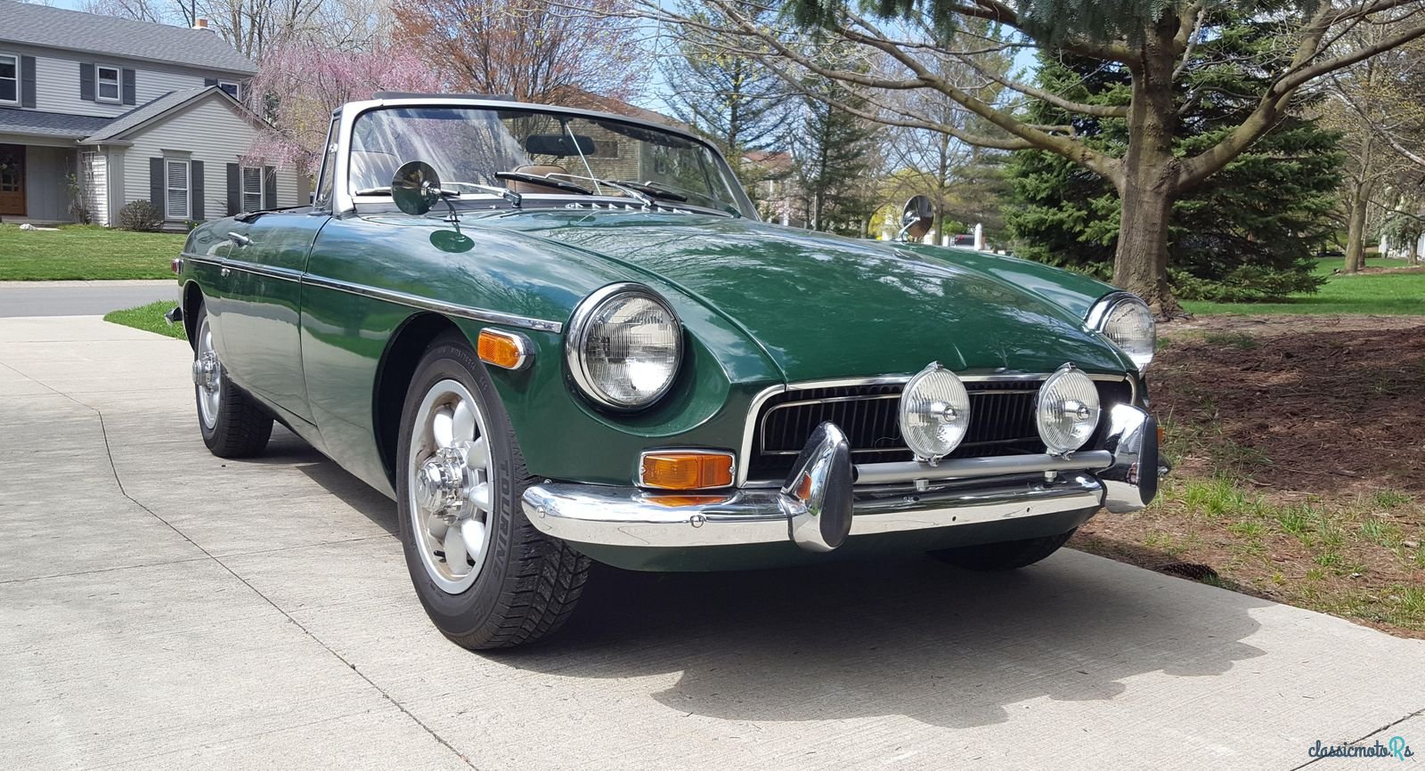 1970' MG MGB photo #1