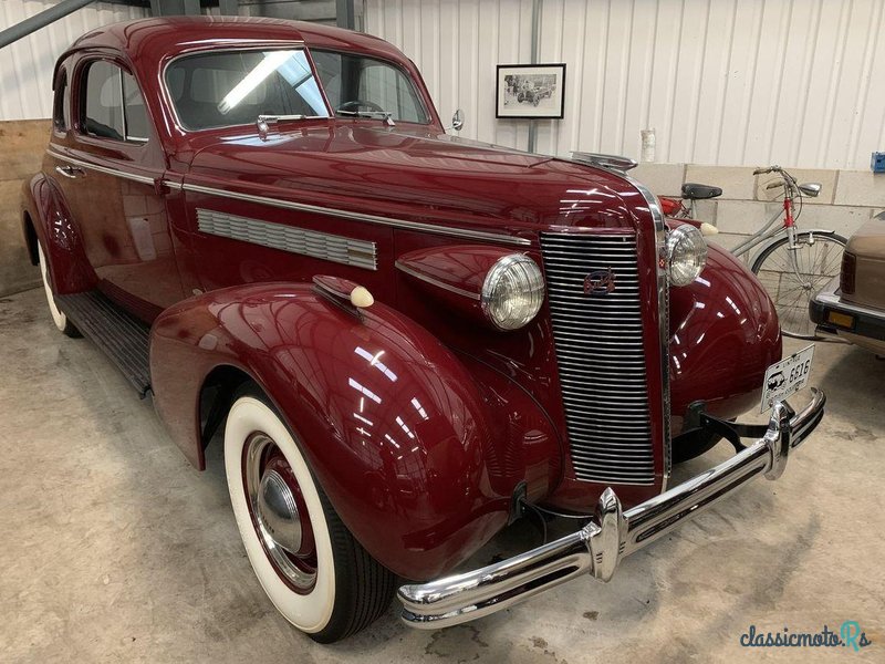 1937' Buick Eight Opera Coupe photo #1
