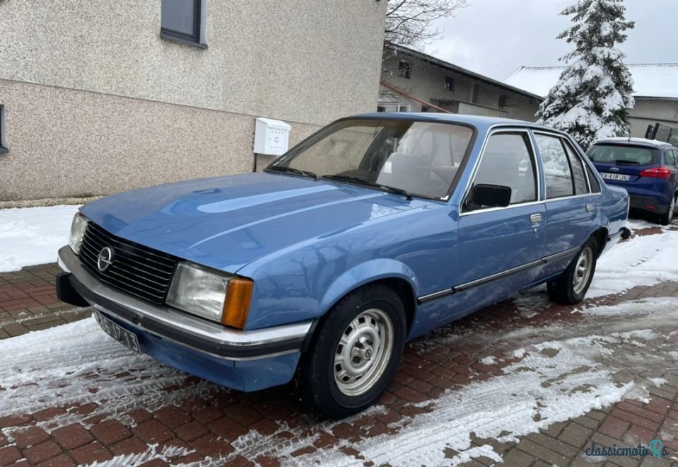 1977' Opel Rekord photo #1