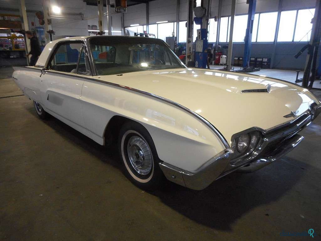 1965' Ford Thunderbird photo #2