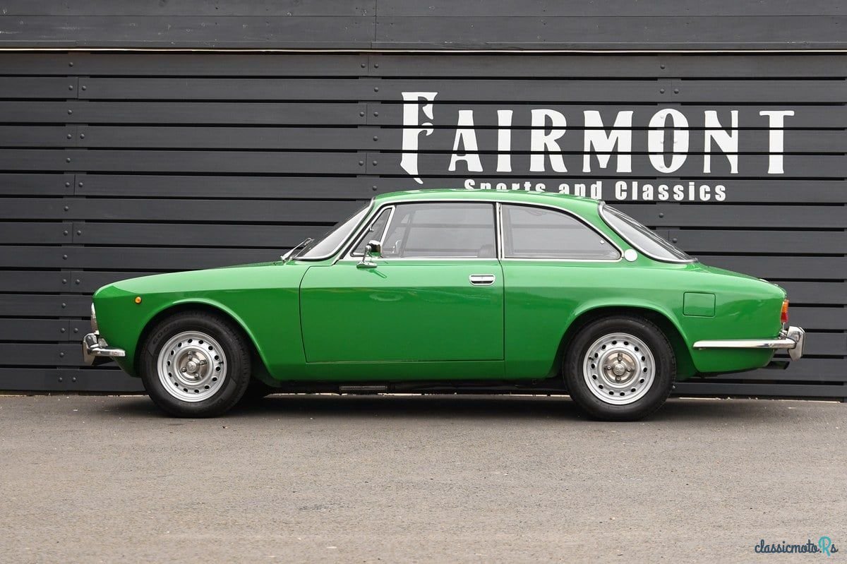 1975' Alfa Romeo 2000 photo #4