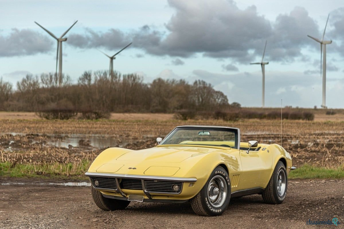 1968' Chevrolet Corvette photo #3
