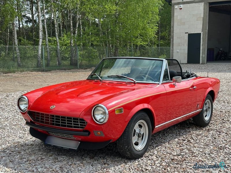 1978' Fiat 124 Spider photo #1