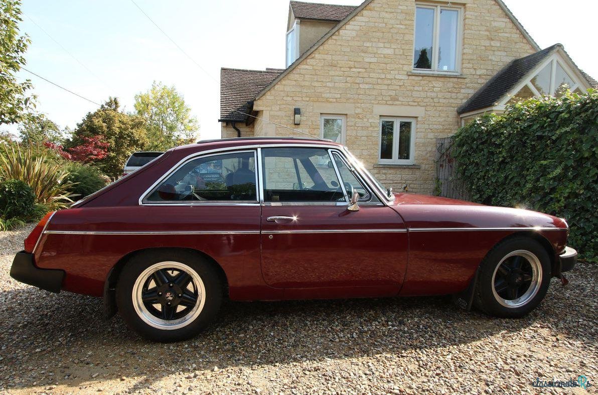 1975' MG Mgb Gt photo #3