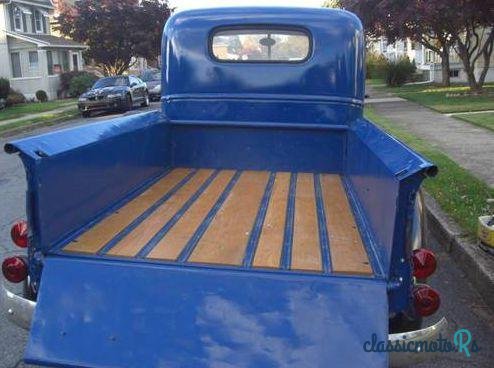 1946' Chevrolet 3100 Pickup photo #3