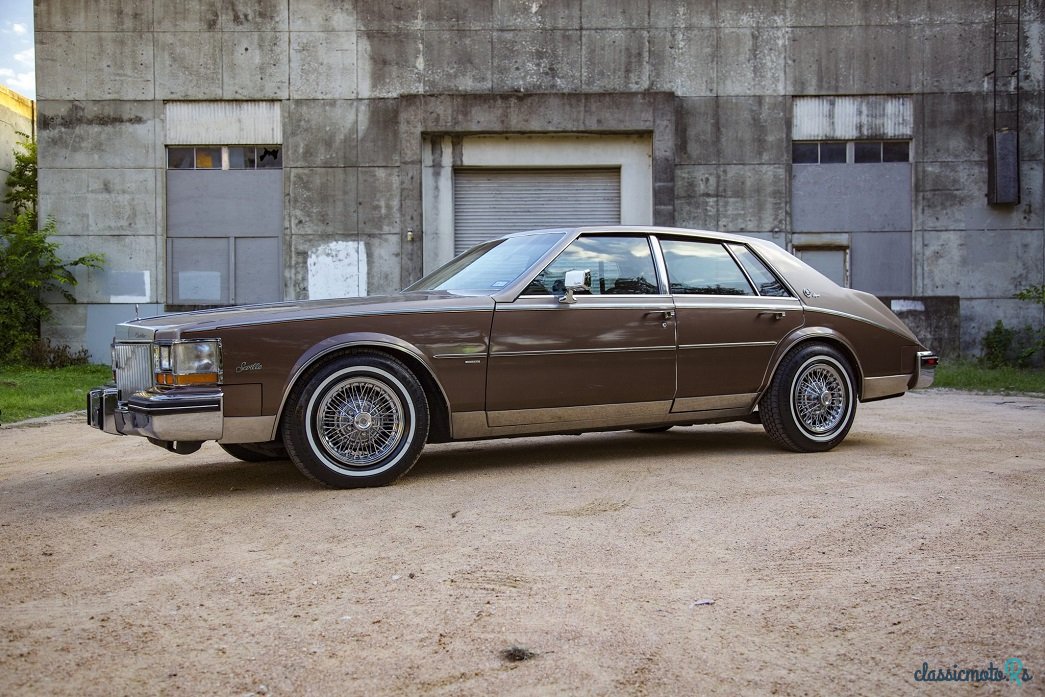1982' Cadillac Seville photo #2