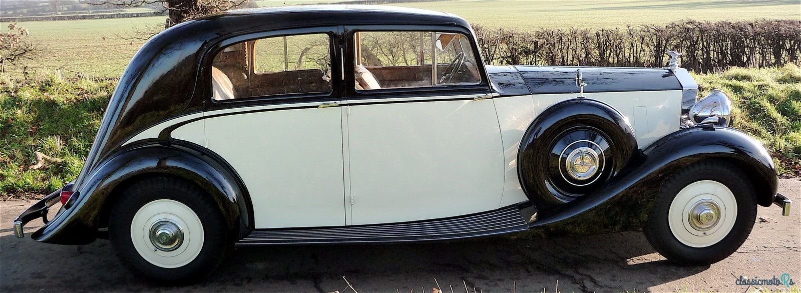 1939' Rolls-Royce Silver Wraith photo #2