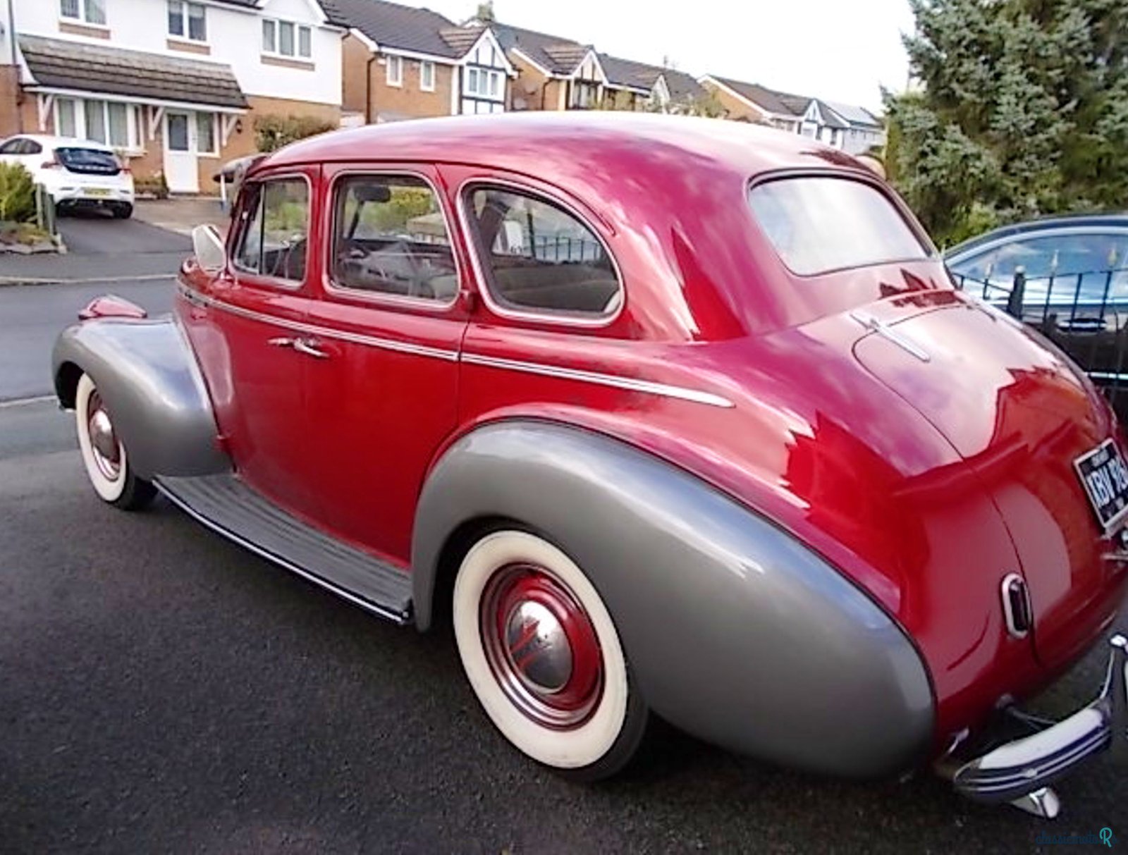 1940' Chevrolet Sedan photo #3
