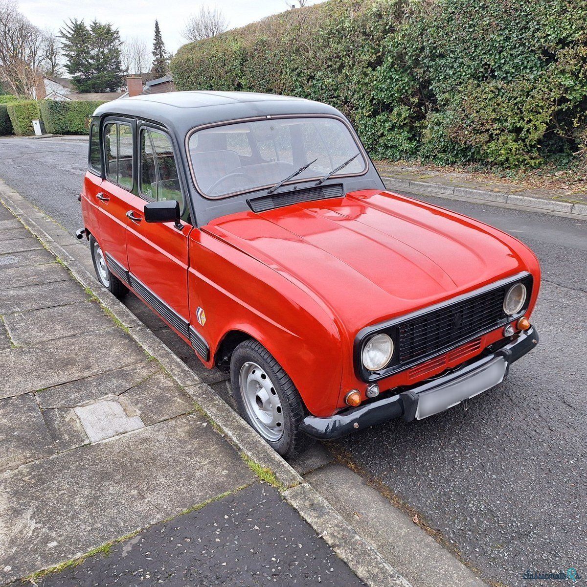 1984' Renault 4L photo #1