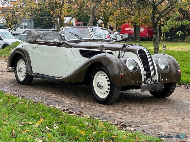 1938' BMW 327 photo #3