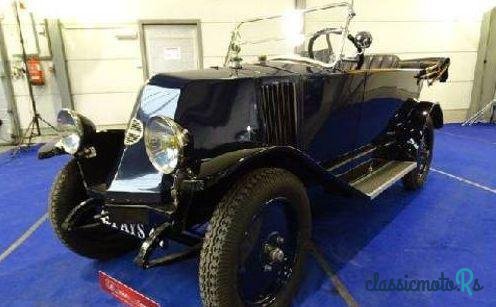 1923' Renault Cabrio photo #3