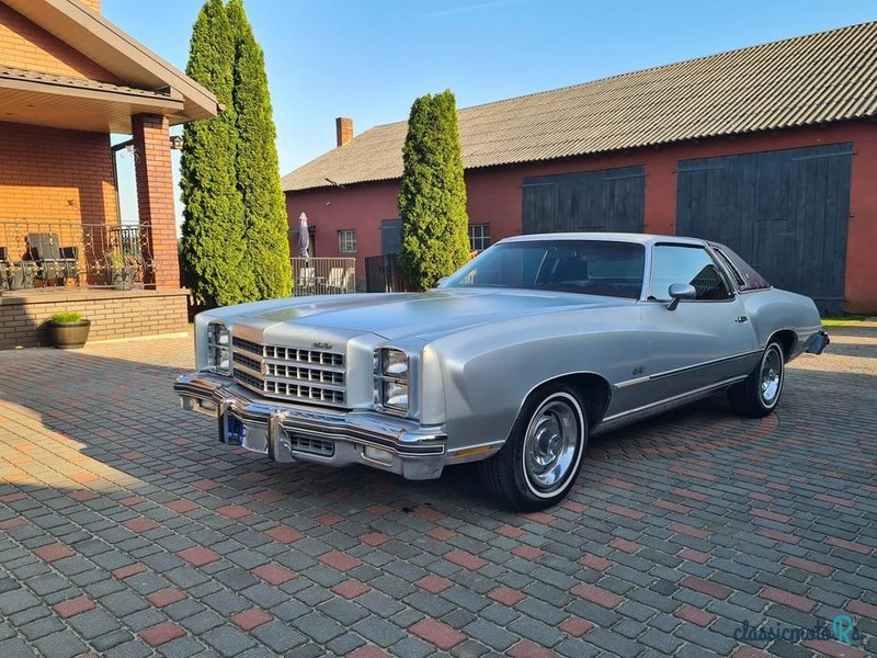 1976' Chevrolet Monte Carlo photo #1