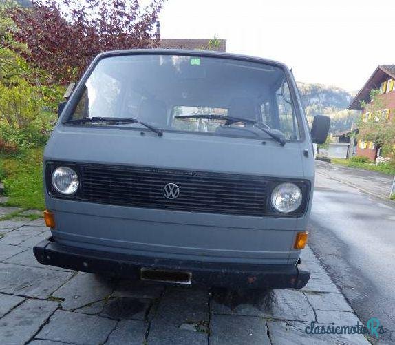 1981' Volkswagen Typ 2 photo #3