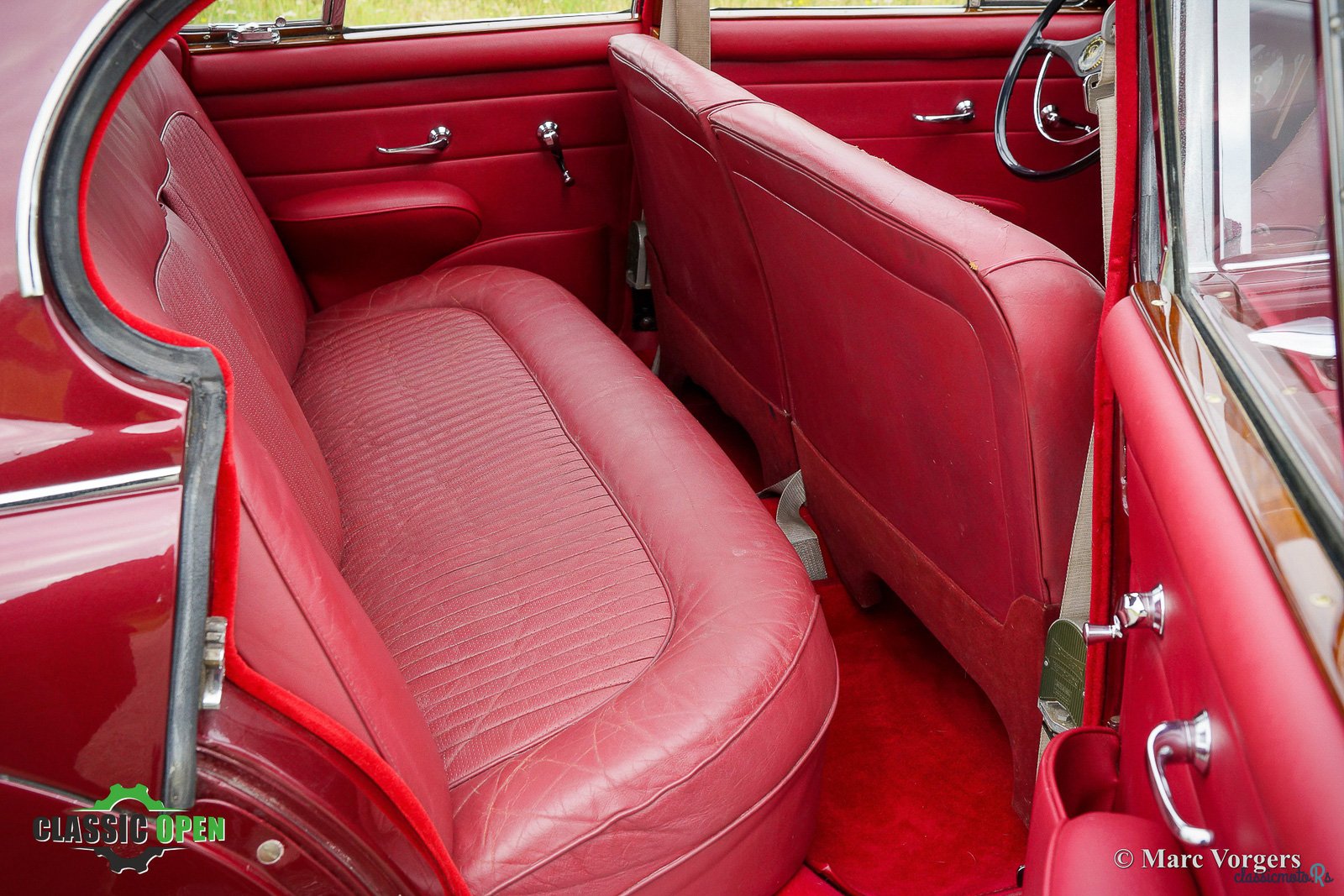 1967' Daimler Sovereign 250 photo #3