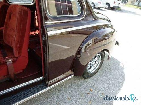 1946' Ford Deluxe Club Coupe photo #3