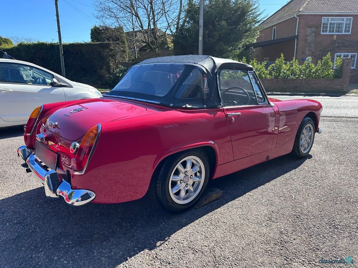 1967' MG Midget photo #5