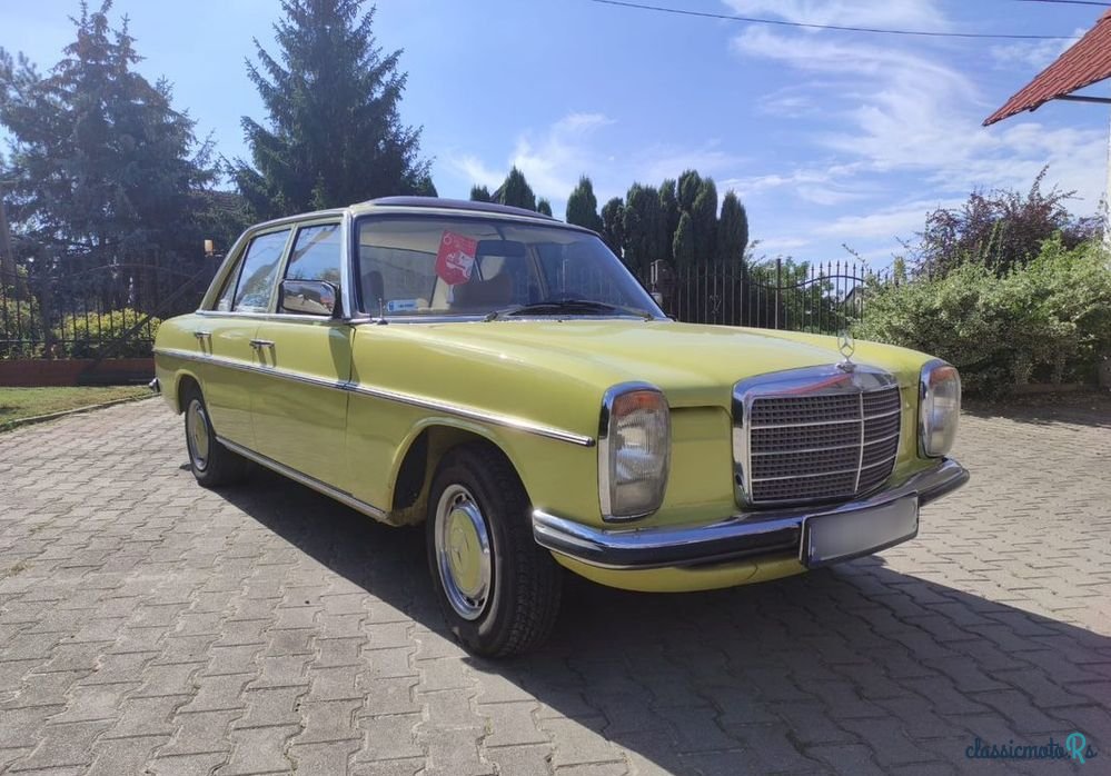 1974' Mercedes-Benz 115D photo #3