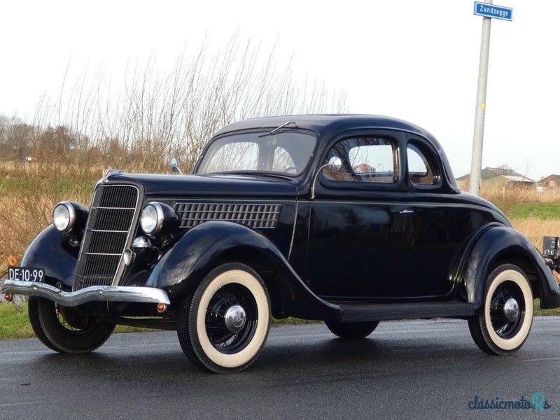 1935' Ford Model 48 photo #1